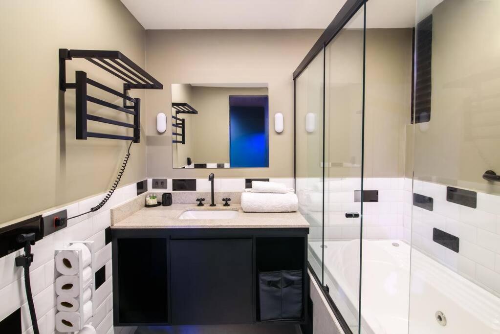 Apto Flat 902, C Jacuzzi, 43 M2 Apartamento Londrina
